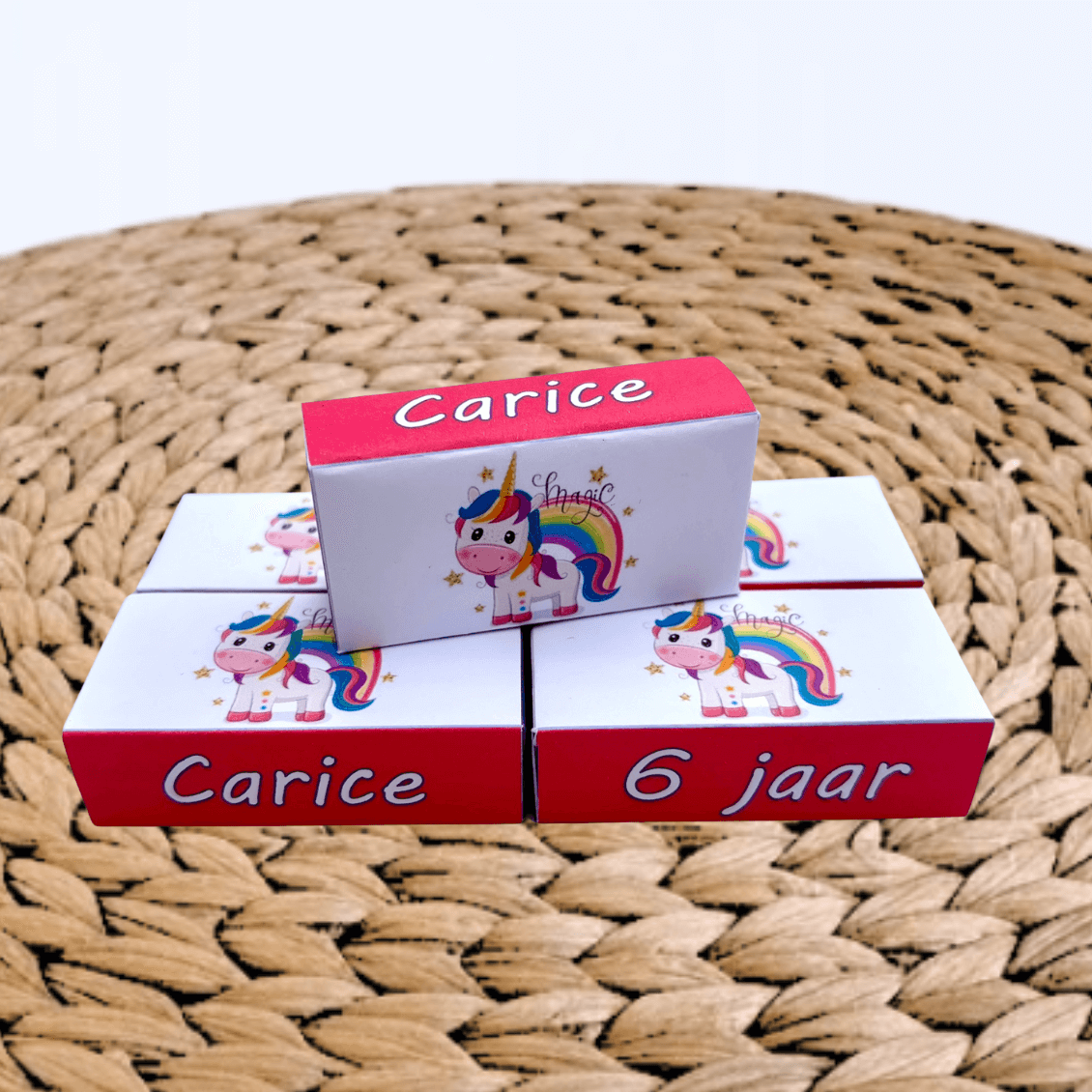 Smarties met wikkel populaire thema's